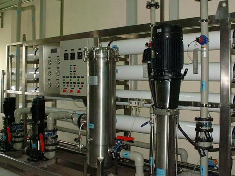 超纯水设备，纯水设备和纯化水设备的区别是什么，怎样区分？